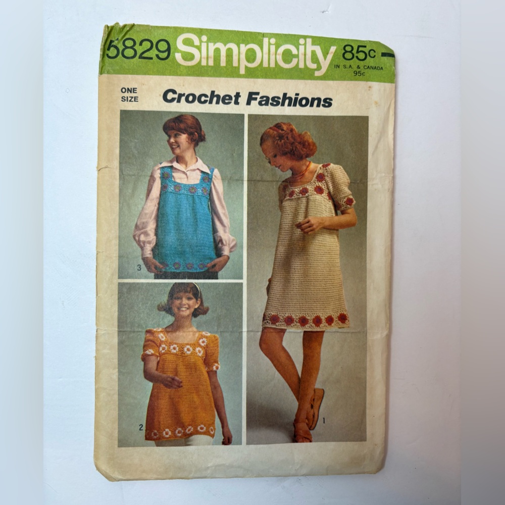 Simplicity VTG crochet fashions pattern tunic, sleeveless blouse & mini dress OS